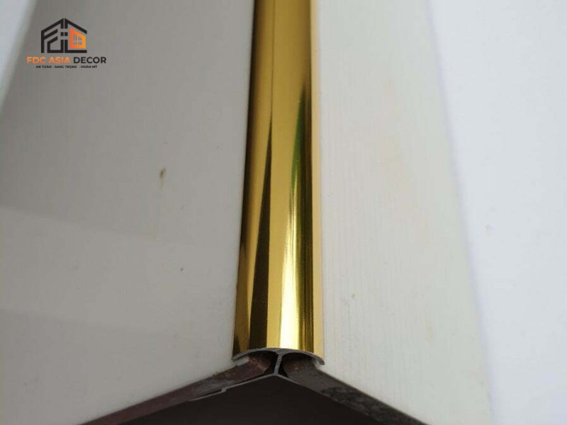 Các loại nẹp bo góc phổ biến trong nội thất hiện nay