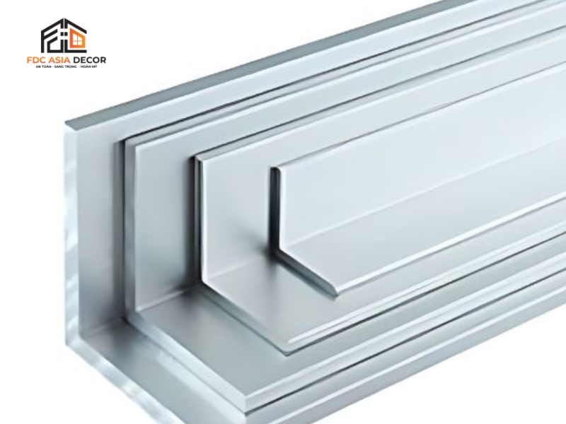 giá nẹp nhôm chữ v