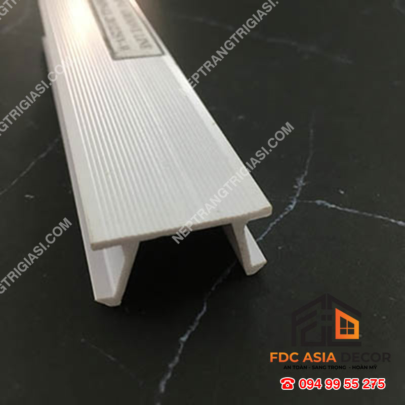 nẹp nhựa PVC