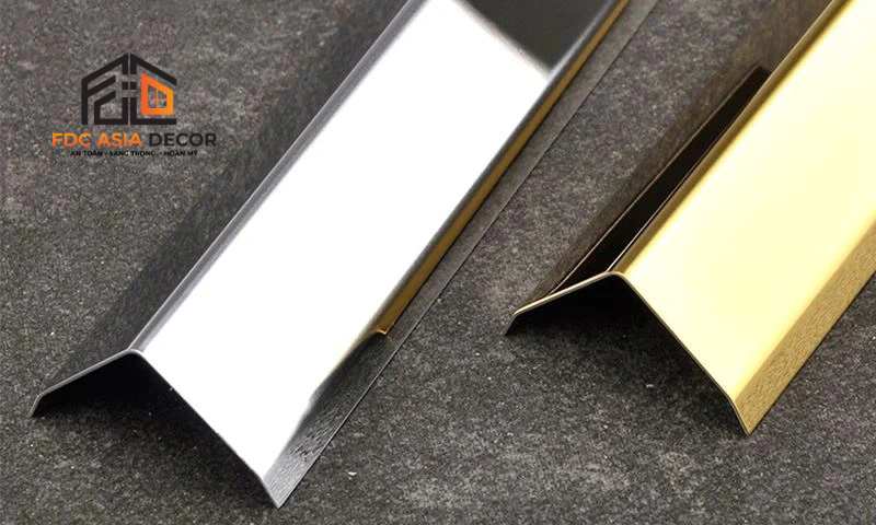 Gi&aacute; nẹp inox chữ V